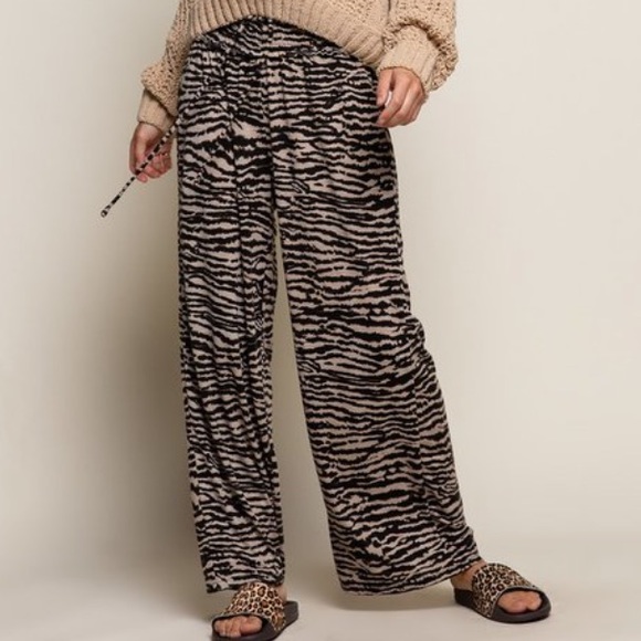 🖤 POL TAUPE ZEBRA WIDE LEG - Picture 6 of 6